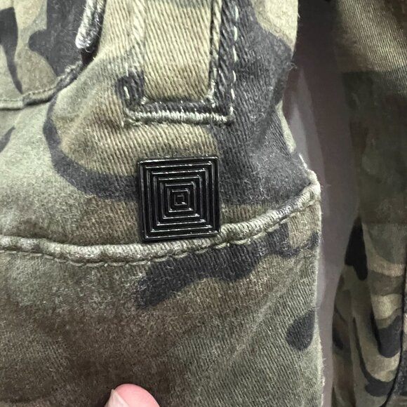 LuLaRoe Kenny Jacket Size LARGE XL in Camo Camouflage - EUC! - Picture 9 of 9